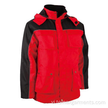 Màu đỏ với áo khoác mùa đông màu đen
